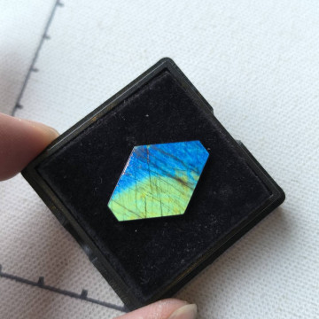 (特殊) 芬蘭拉長石10