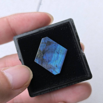 (特殊) 芬蘭拉長石11