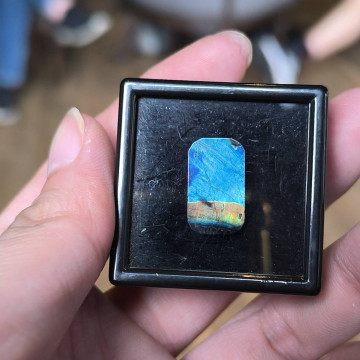 (特殊) 芬蘭拉長石12