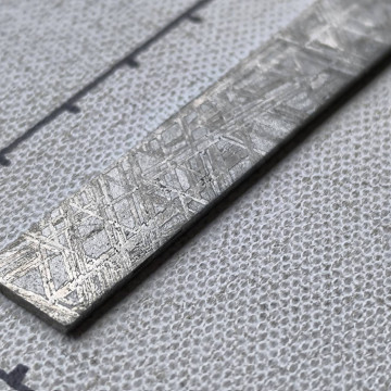 (原礦) 天鐵 / 鎳鐵隕石