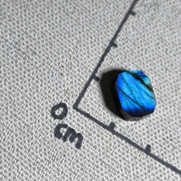 (特殊) 芬蘭拉長石05