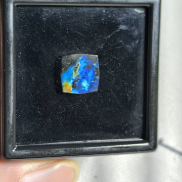 (特殊) 芬蘭拉長石03