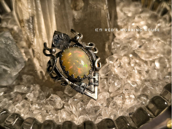 幻彩箴言 蛋白石戒