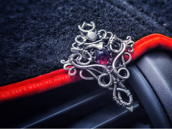 炎神遺印 石榴石胸針墜【SOLD】