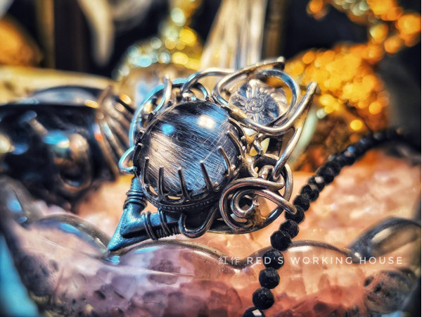 流光堡壘 銀鈦水晶戒