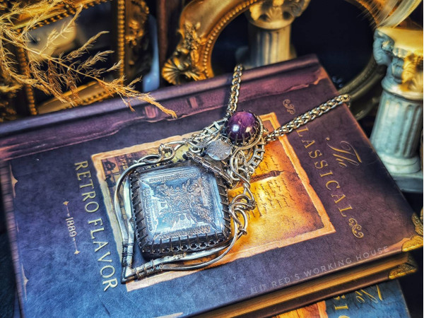 永恆庇佑 四面佛牌+星光紅寶墜