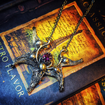 夜嘯之心 石榴石項鍊【SOLD】