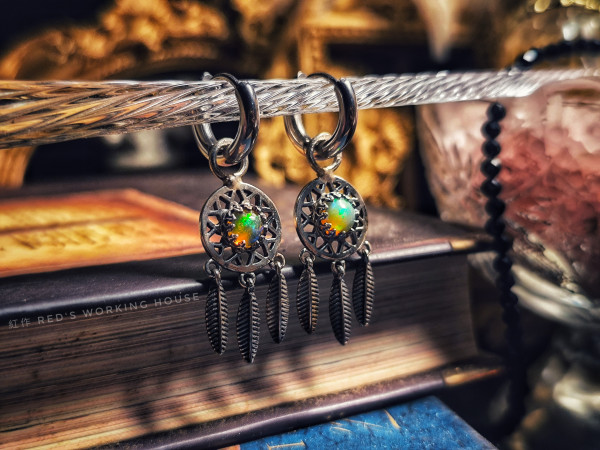 顫動 蛋白石耳環