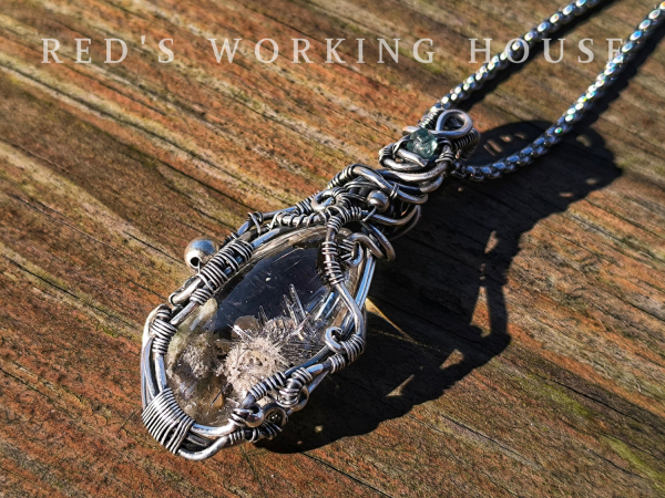 地脈之息 輝銻礦水晶小品墜【SOLD】