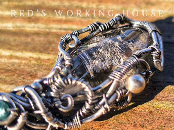 地脈之息 輝銻礦水晶小品墜【SOLD】