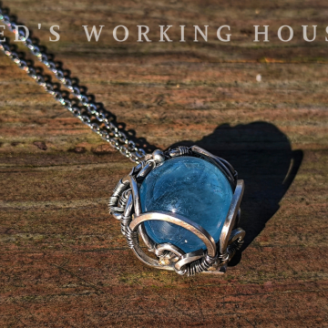 沉於心海 海水藍寶墜【SOLD】