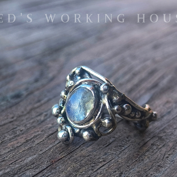 存在 月光石小品戒 【SOLD】