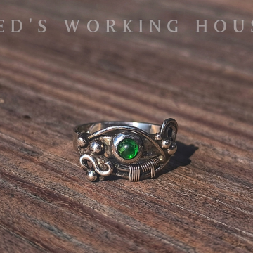 點睛 沙佛萊石榴石戒【SOLD】