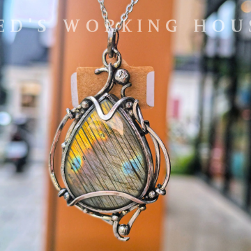 特殊色拉長石小品墜