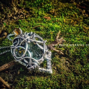 花邊捷克隕石墜