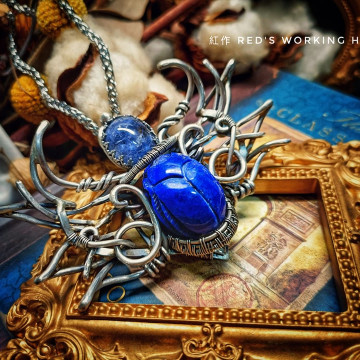 青金石聖甲蟲展翅墜【SOLD】
