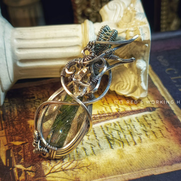 水晶內包綠碧璽墜【SOLD】