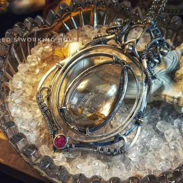 沙水膽水晶轉轉墜【SOLD】