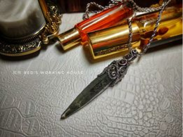 尼泊爾綠水晶柱雙面墜【SOLD】