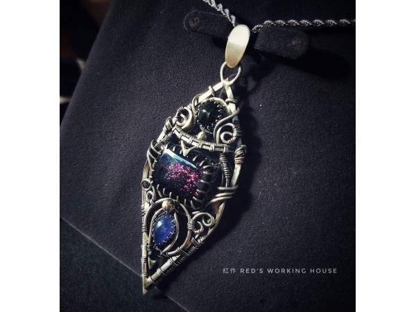 粉紅火墜(封黑底)【SOLD】