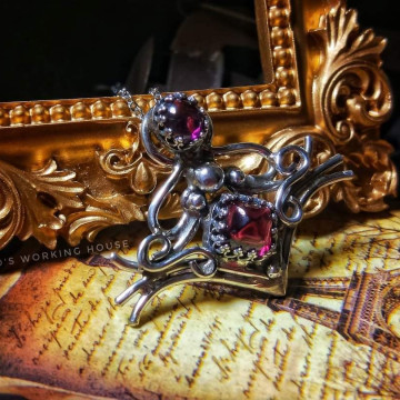 石榴石糖包山小品墜【SOLD】