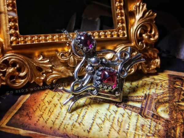 石榴石糖包山小品墜【SOLD】